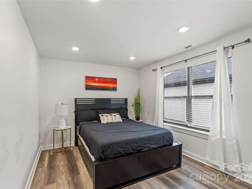 2813 Ava Avenue, Charlotte, NC 28208.  MLS# CAR4266386, YatesRealty ID 19783. 