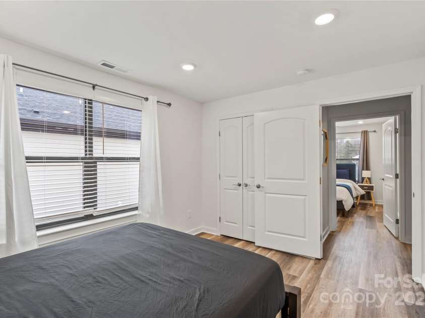 2813 Ava Avenue, Charlotte, NC 28208.  MLS# CAR4266386, YatesRealty ID 19783. 