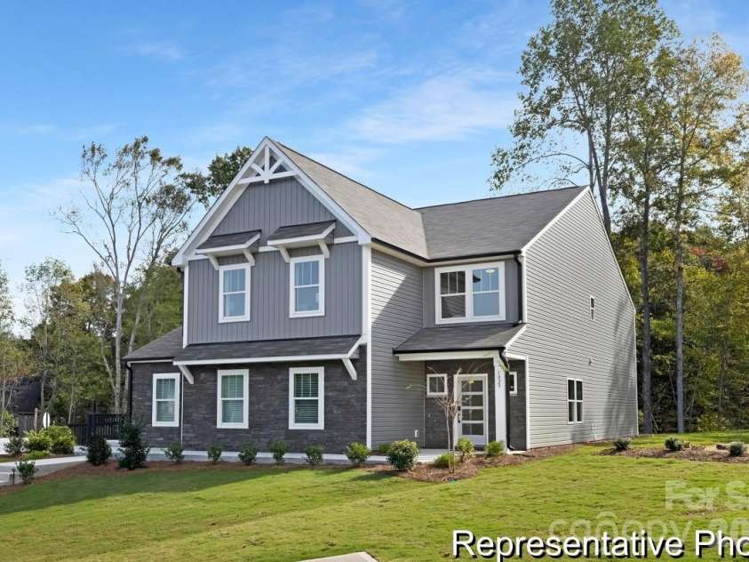 1029 Preston Drive, Lowell, NC 28098.  MLS# CAR4379631, YatesRealty ID 19785. 
