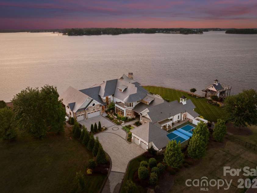 8515 Norman Estates Drive, Denver, NC 28037.  MLS# CAR4371858, YatesRealty ID 19786. 