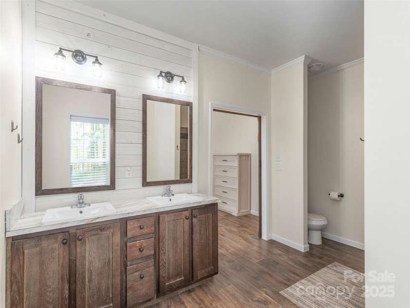 62 Sallys Branch Road, Clyde, NC 28721.  MLS# CAR4186728, YatesRealty ID 19788. 