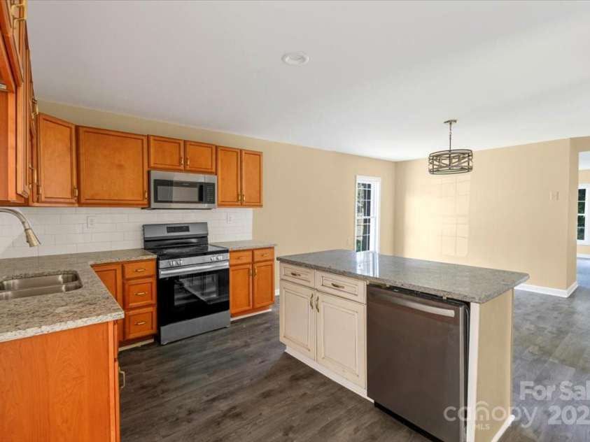 3209 Lowell Road, Lowell, NC 28054.  MLS# CAR4263316, YatesRealty ID 19789. 