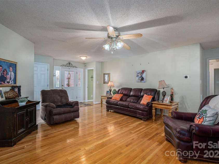 1335 Huckleberry Drive, Lincolnton, NC 28092.  MLS# CAR4201338, YatesRealty ID 1979. 