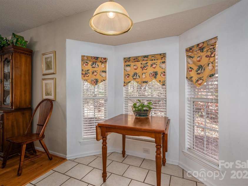 1335 Huckleberry Drive, Lincolnton, NC 28092.  MLS# CAR4201338, YatesRealty ID 1979. 