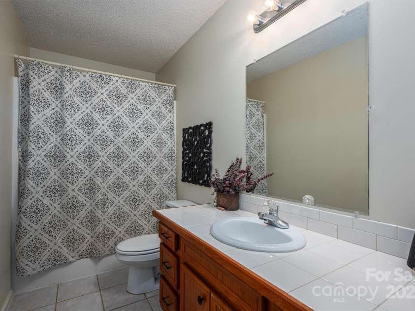 1335 Huckleberry Drive, Lincolnton, NC 28092.  MLS# CAR4201338, YatesRealty ID 1979. 