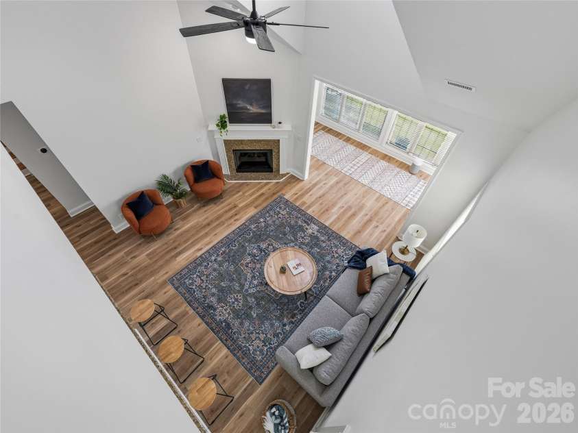33 Florian Lane, Fletcher, NC 28732.  MLS# CAR4374744, YatesRealty ID 19791. 