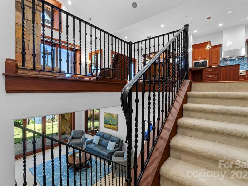 34 Foxbridge Way, Arden, NC 28704.  MLS# CAR4211081, YatesRealty ID 19791. Grand Staircase