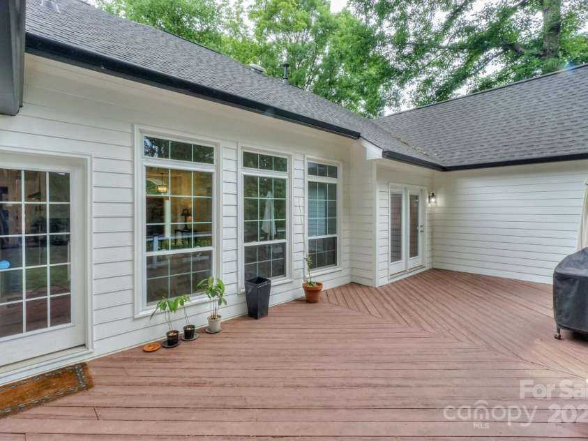 14831 Charterhouse Lane, Huntersville, NC 28078.  MLS# CAR4264707, YatesRealty ID 19794. Oversized back deck-perfect for entertaining