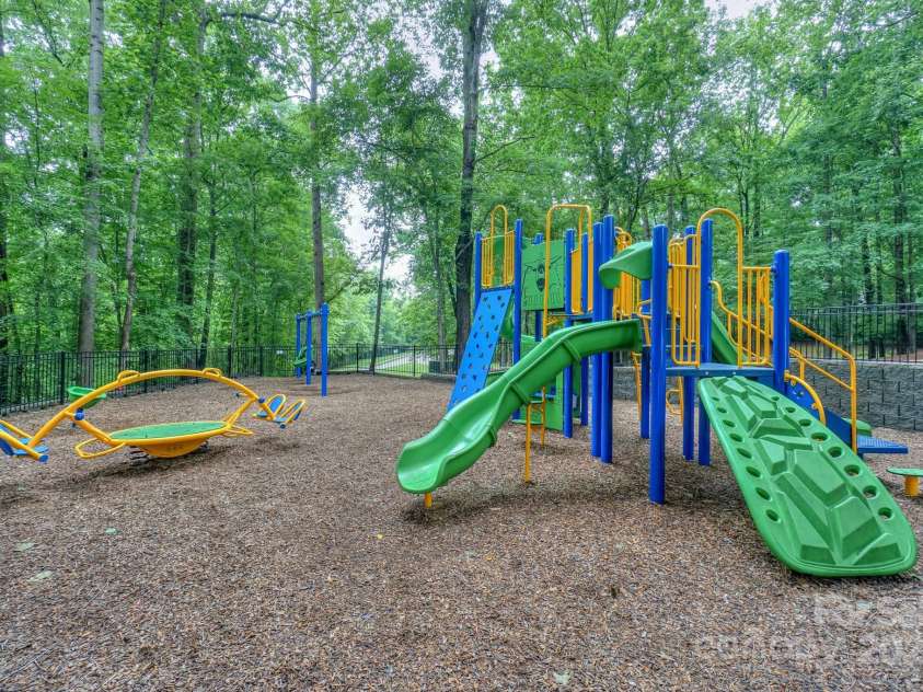 14831 Charterhouse Lane, Huntersville, NC 28078.  MLS# CAR4264707, YatesRealty ID 19794. Wynfield has amenities that include a Club house, playground, pool, and tennis court