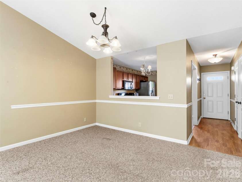 1704 Deermouse Way, Hendersonville, NC 28792.  MLS# CAR4379011, YatesRealty ID 19796. 