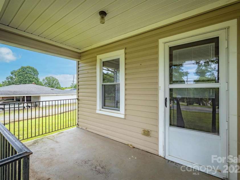 843 Summers Road, Valdese, NC 28690.  MLS# CAR4266184, YatesRealty ID 19796. Front Porch