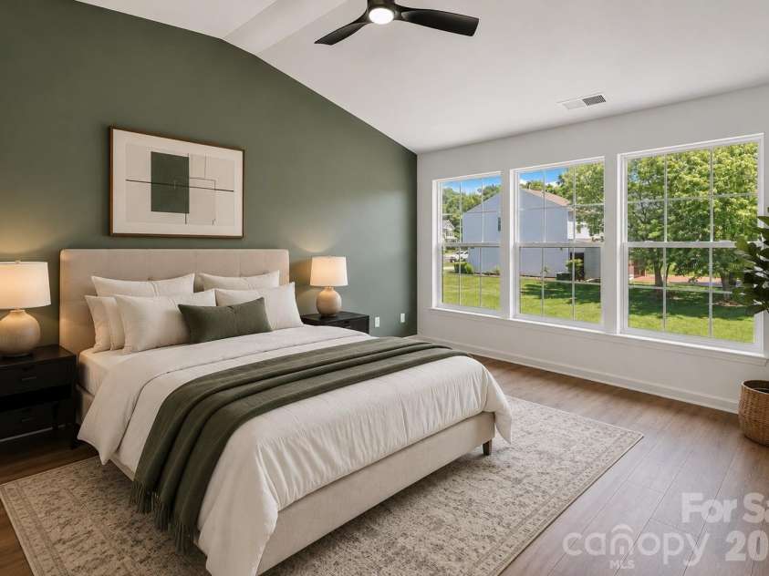 10410 Roundleaf Drive, Charlotte, NC 28213.  MLS# CAR4378376, YatesRealty ID 19797. Virtually Staged