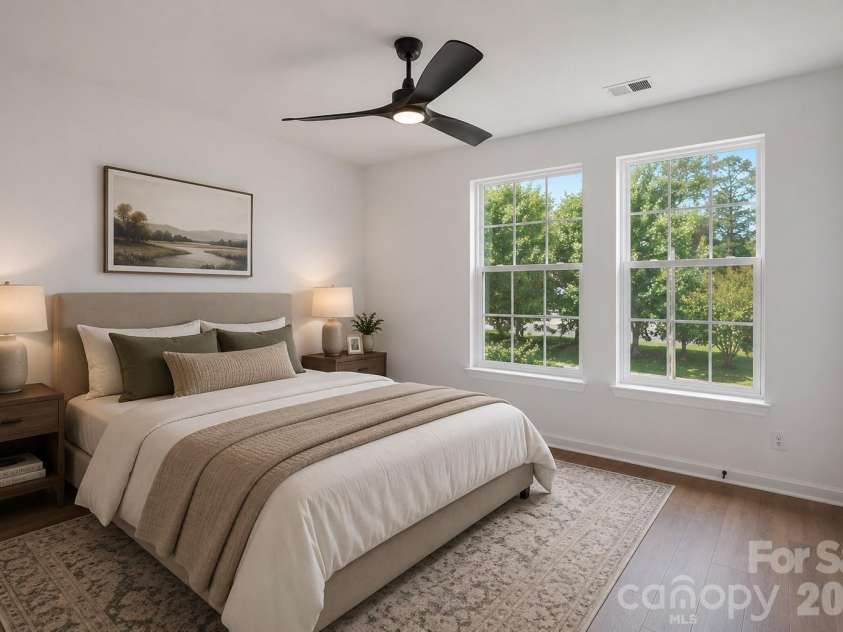 10410 Roundleaf Drive, Charlotte, NC 28213.  MLS# CAR4378376, YatesRealty ID 19797. Virtually Staged