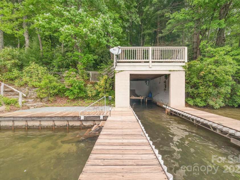 1957 & 1923 Cold Mountain Road, Lake Toxaway, NC 28747.  MLS# CAR4259671, YatesRealty ID 198. 