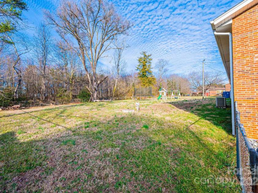 2745 33rd Avenue, Hickory, NC 28601.  MLS# CAR4219709, YatesRealty ID 19801. 