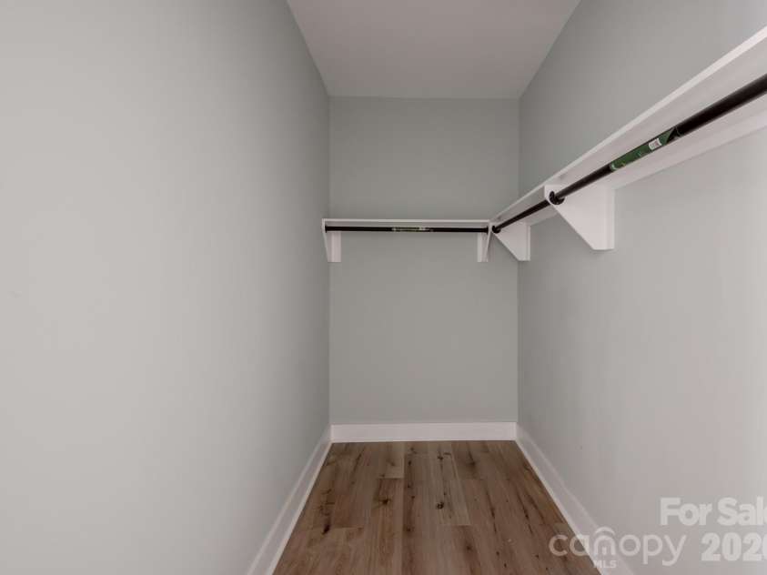 45 Gash Cove Road, Hendersonville, NC 28791.  MLS# CAR4379415, YatesRealty ID 19801. 