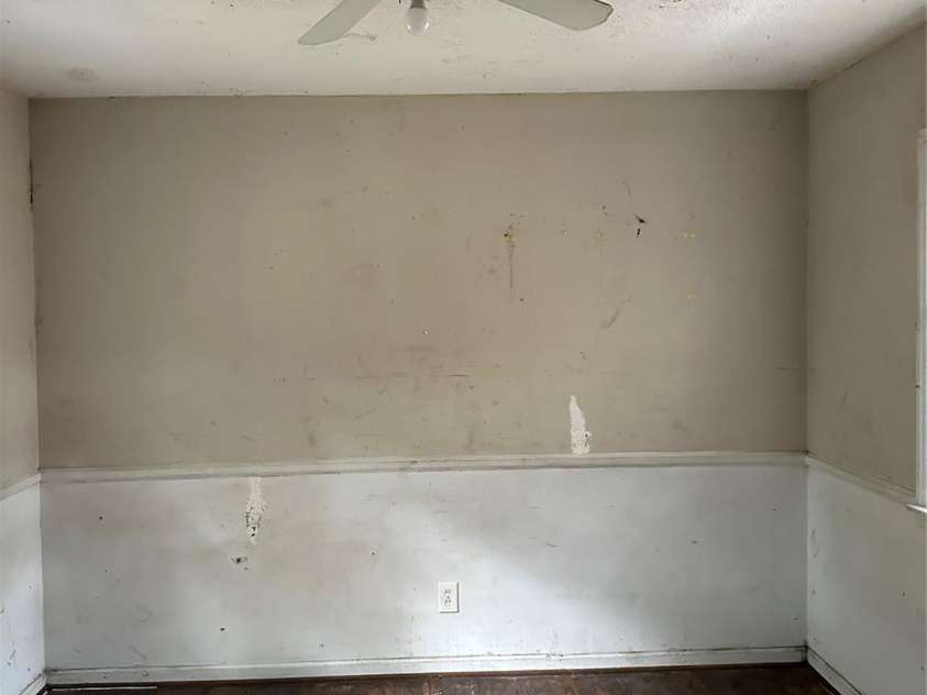 1103 Lewiston Avenue, Charlotte, NC 28208.  MLS# CAR4378927, YatesRealty ID 19802. 