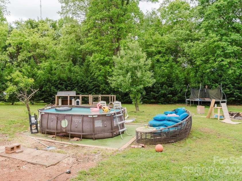 18 Shannon Court, Newton, NC 28658.  MLS# CAR4251262, YatesRealty ID 19802. 