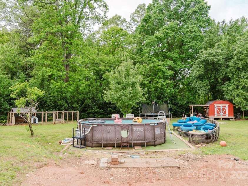 18 Shannon Court, Newton, NC 28658.  MLS# CAR4251262, YatesRealty ID 19802. 