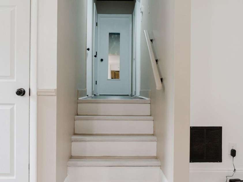 18 Shannon Court, Newton, NC 28658.  MLS# CAR4251262, YatesRealty ID 19802. Stairs to Upper Level