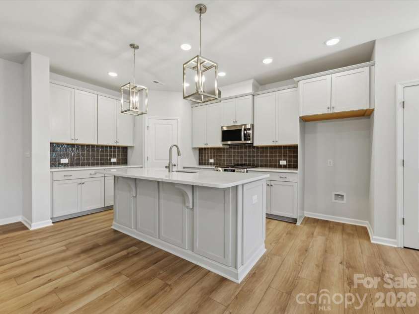 10032 Mamillion Drive, Huntersville, NC 28078.  MLS# CAR4379711, YatesRealty ID 19803. 