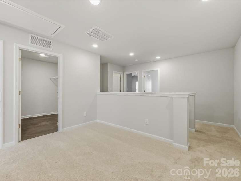 10032 Mamillion Drive, Huntersville, NC 28078.  MLS# CAR4379711, YatesRealty ID 19803. 