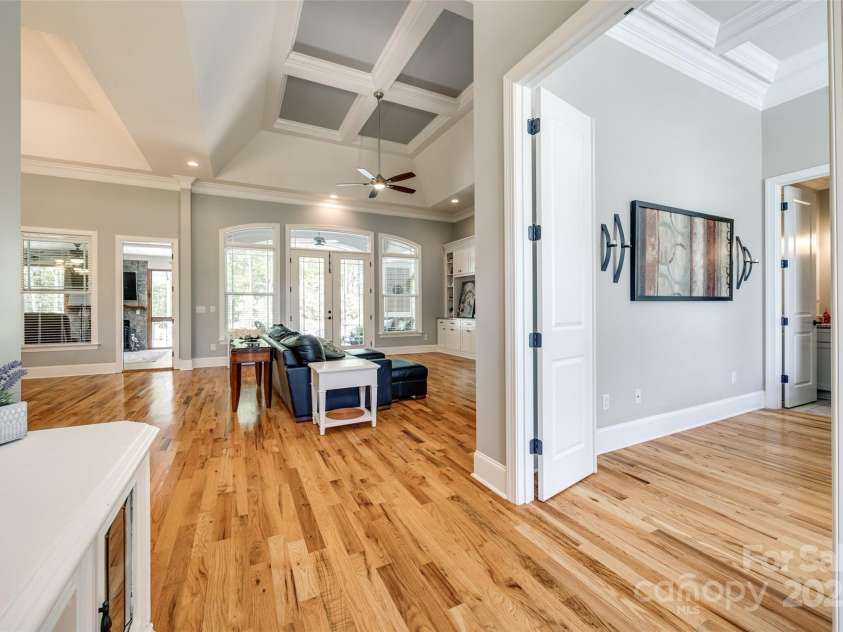 1012 Ledge Wood Lane, Clover, SC 29710.  MLS# CAR4239136, YatesRealty ID 19803. 