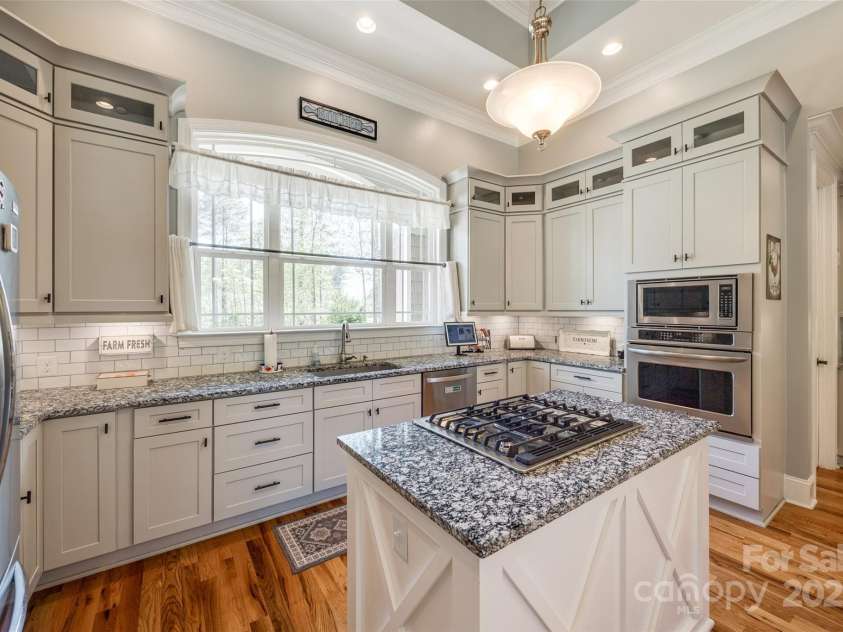 1012 Ledge Wood Lane, Clover, SC 29710.  MLS# CAR4239136, YatesRealty ID 19803. 