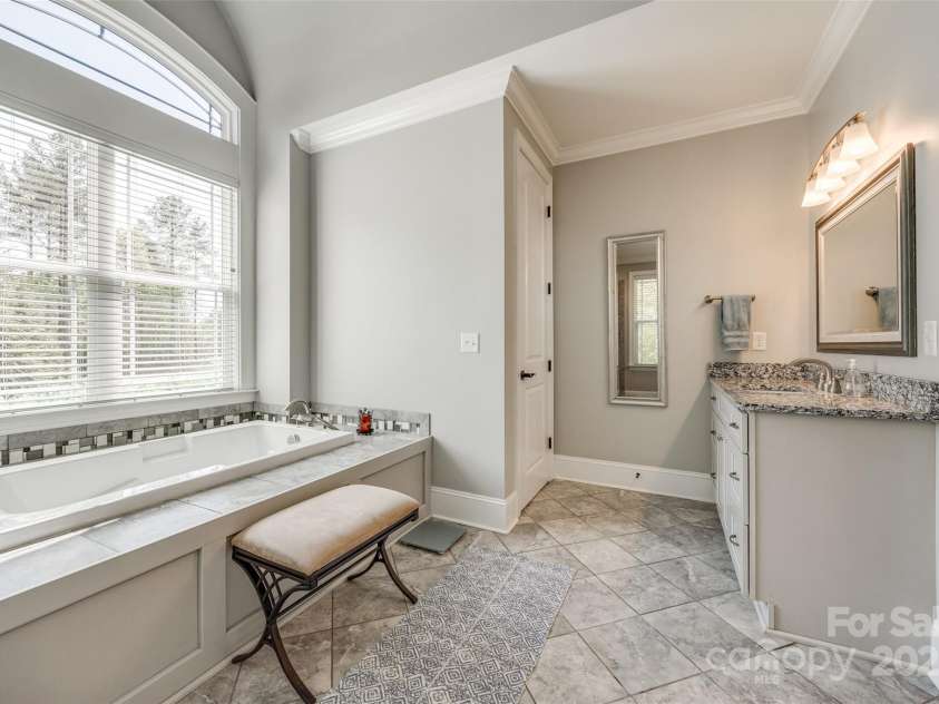 1012 Ledge Wood Lane, Clover, SC 29710.  MLS# CAR4239136, YatesRealty ID 19803. 