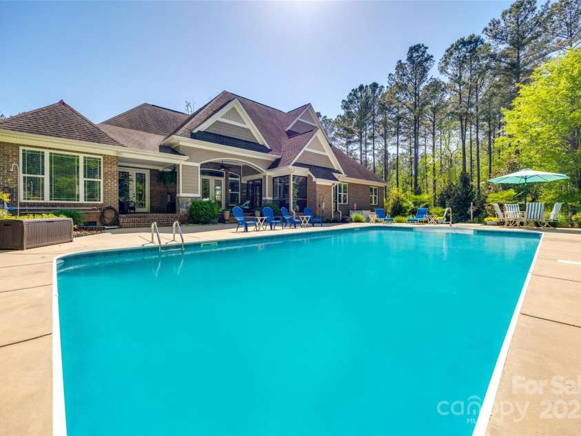 1012 Ledge Wood Lane, Clover, SC 29710.  MLS# CAR4239136, YatesRealty ID 19803. 