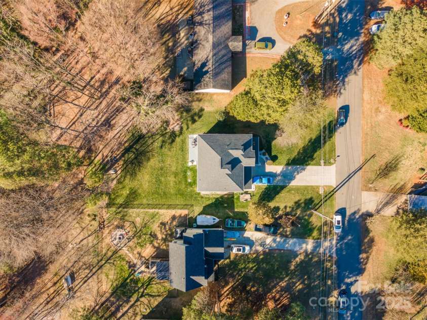110 Hazelton Loop, Mooresville, NC 28117.  MLS# CAR4229215, YatesRealty ID 19805. 