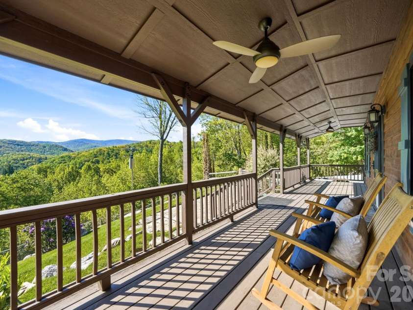394 Hummingbird Lane, Elk Park, NC 28622.  MLS# CAR4376950, YatesRealty ID 19805. 