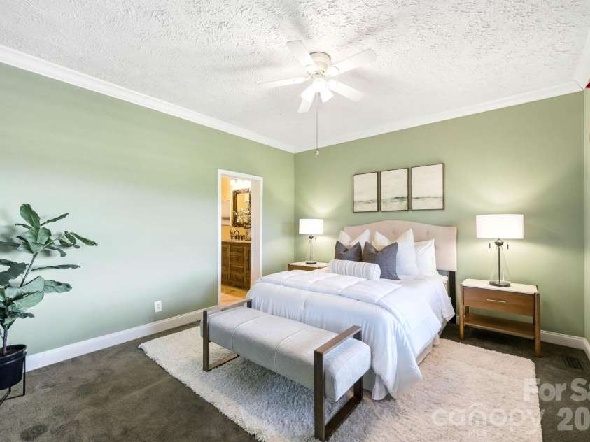 394 Hummingbird Lane, Elk Park, NC 28622.  MLS# CAR4376950, YatesRealty ID 19805. 