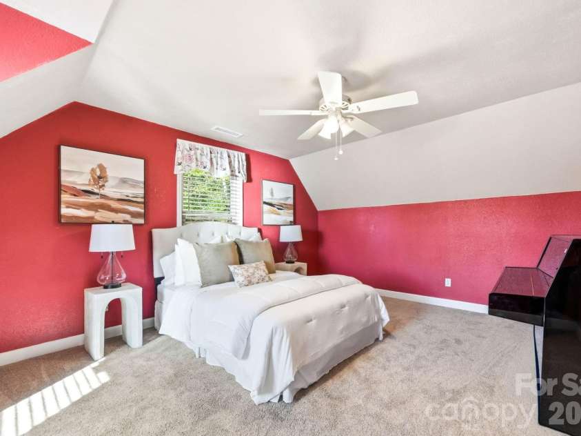 394 Hummingbird Lane, Elk Park, NC 28622.  MLS# CAR4376950, YatesRealty ID 19805. 