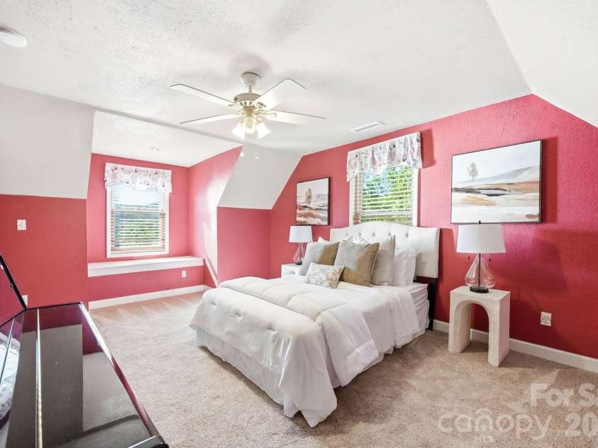 394 Hummingbird Lane, Elk Park, NC 28622.  MLS# CAR4376950, YatesRealty ID 19805. 