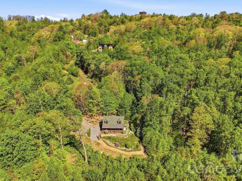 394 Hummingbird Lane, Elk Park, NC 28622.  MLS# CAR4376950, YatesRealty ID 19805. 