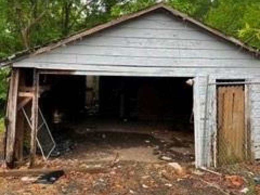 187 End Street, Chester, SC 29706.  MLS# CAR4377632, YatesRealty ID 19807. 
