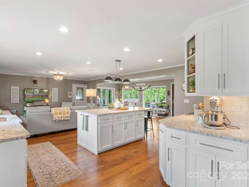 530 Bonita Drive, Landis, NC 28088.  MLS# CAR4252058, YatesRealty ID 19807. 