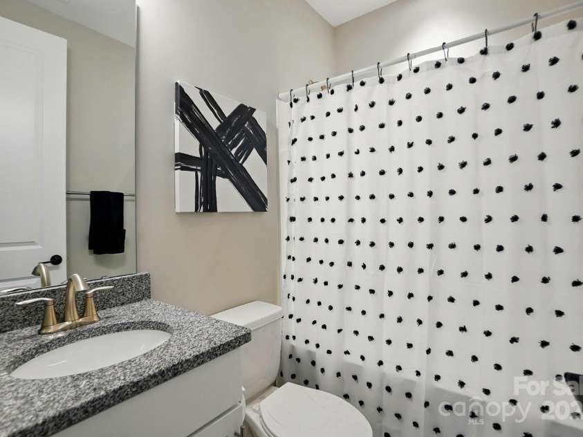 2062 Nellies Way, Fort Mill, SC 29715.  MLS# CAR4256755, YatesRealty ID 19808. 2nd Full Bathroom