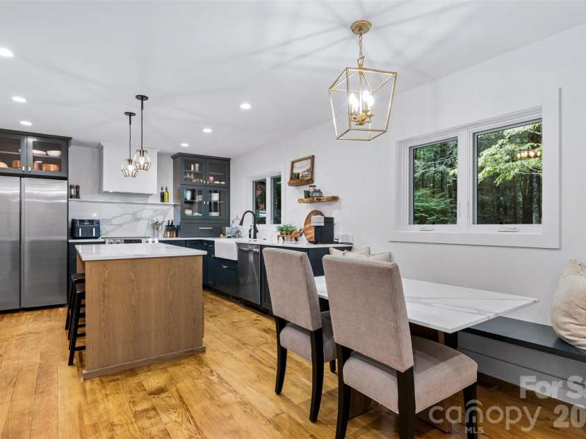 162 Highview Road, Cashiers, NC 28717.  MLS# CAR4379792, YatesRealty ID 19809. 