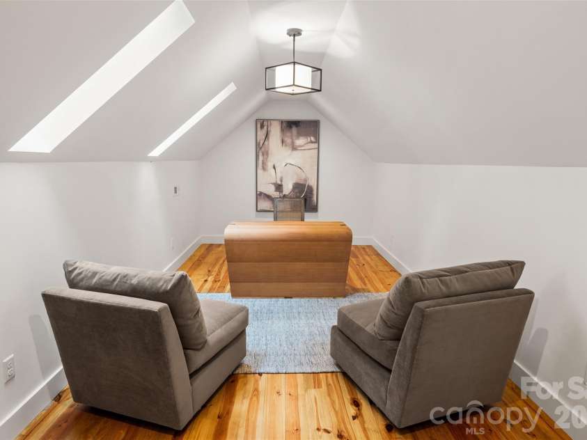 162 Highview Road, Cashiers, NC 28717.  MLS# CAR4379792, YatesRealty ID 19809. 