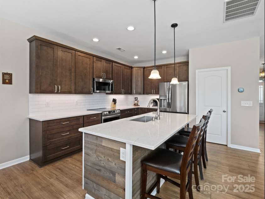 14106 Magnolia Walk Drive, Huntersville, NC 28078.  MLS# CAR4217811, YatesRealty ID 1981. 