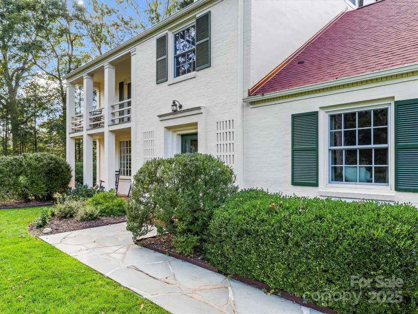 7 Park Road, Asheville, NC 28803.  MLS# CAR4322047, YatesRealty ID 1981. 