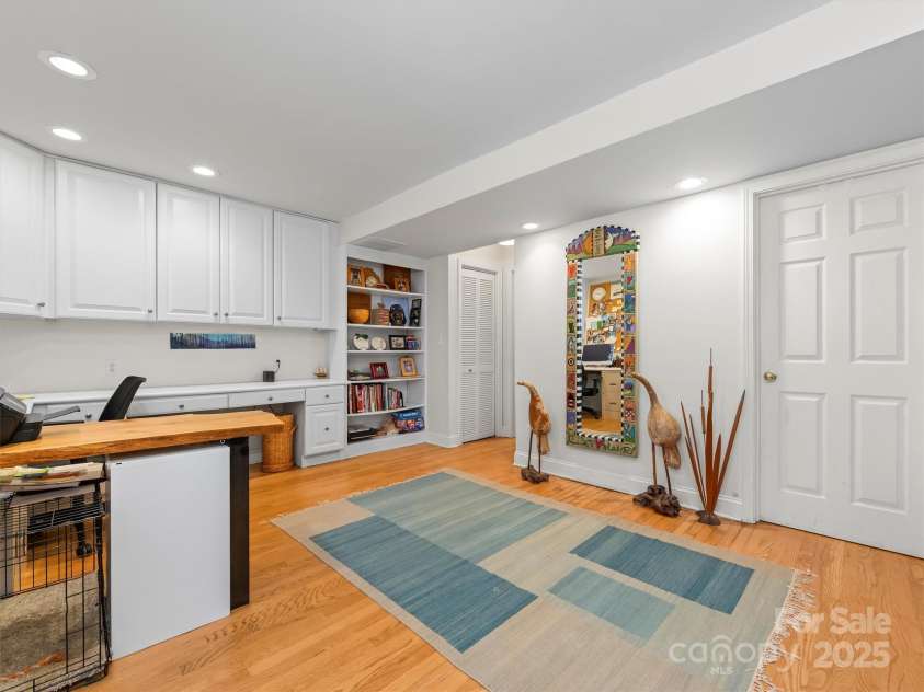 7 Park Road, Asheville, NC 28803.  MLS# CAR4322047, YatesRealty ID 1981. 