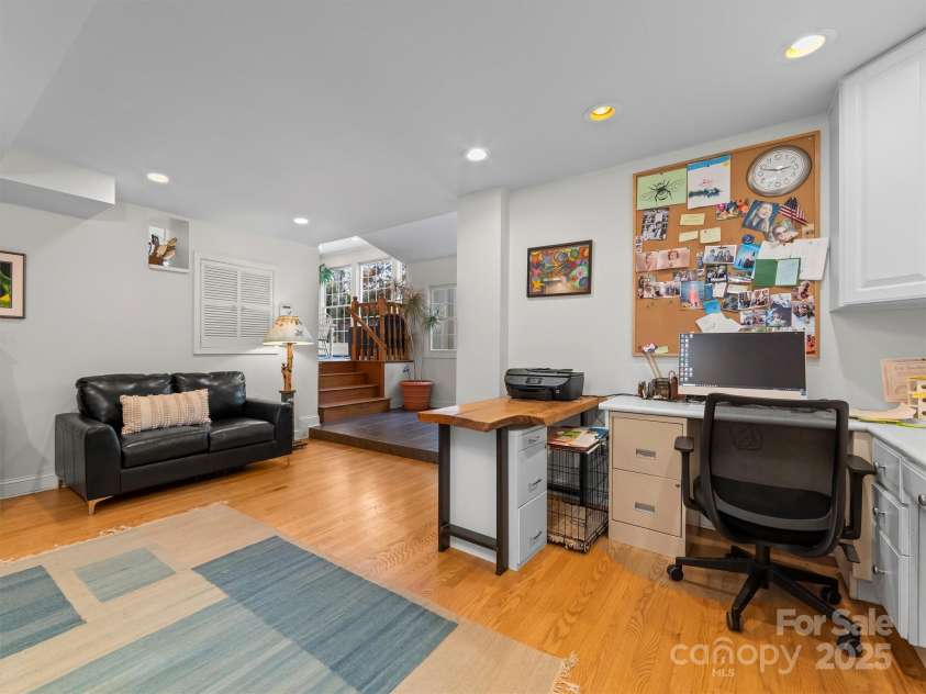 7 Park Road, Asheville, NC 28803.  MLS# CAR4322047, YatesRealty ID 1981. 