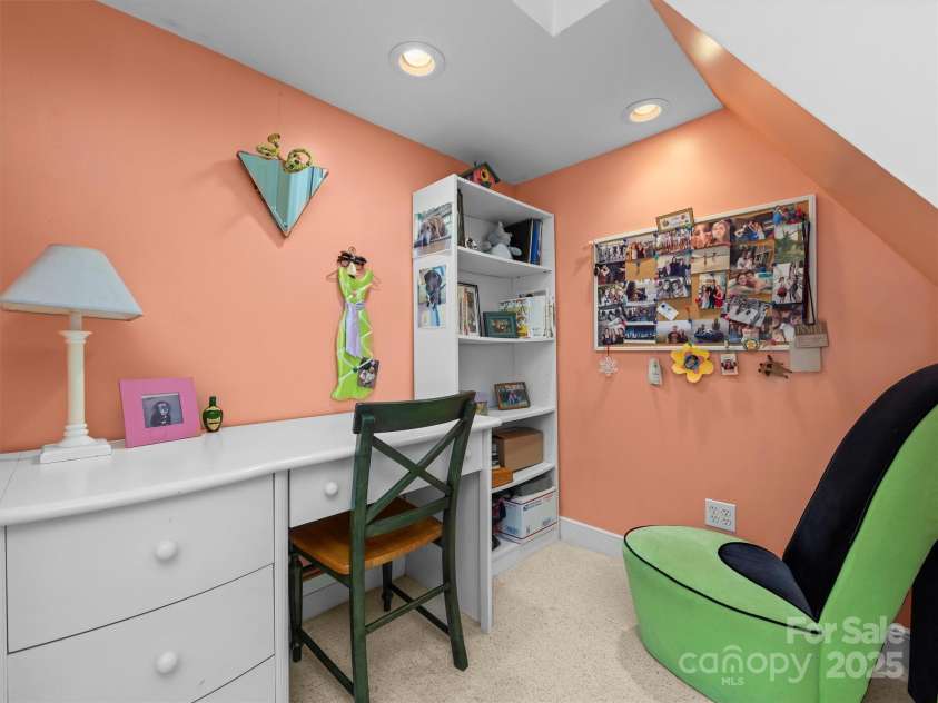 7 Park Road, Asheville, NC 28803.  MLS# CAR4322047, YatesRealty ID 1981. 