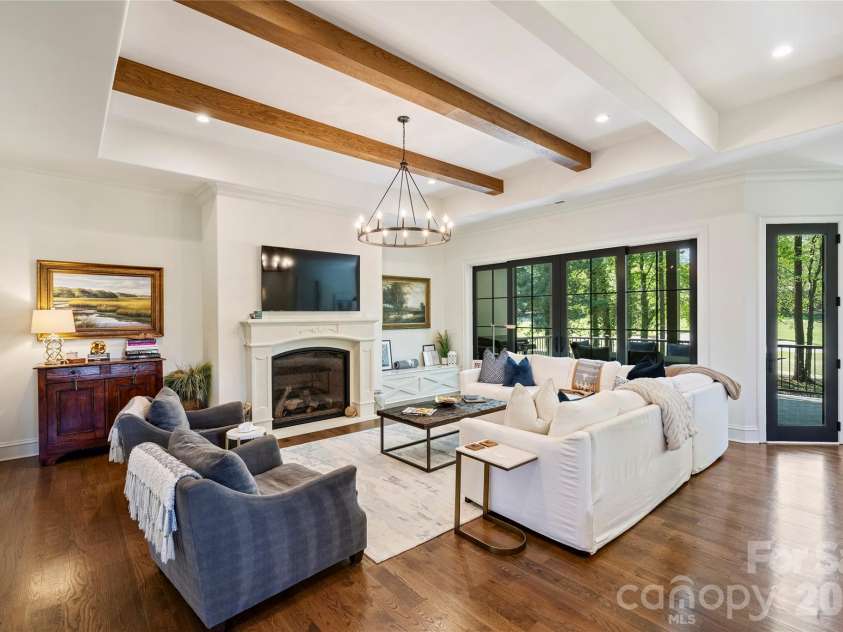 18300 Scotscraig Lane, Cornelius, NC 28031.  MLS# CAR4379461, YatesRealty ID 19811. 