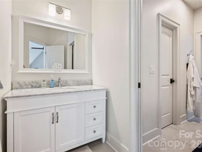 18300 Scotscraig Lane, Cornelius, NC 28031.  MLS# CAR4379461, YatesRealty ID 19811. 