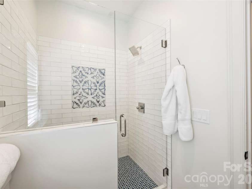 18300 Scotscraig Lane, Cornelius, NC 28031.  MLS# CAR4379461, YatesRealty ID 19811. 