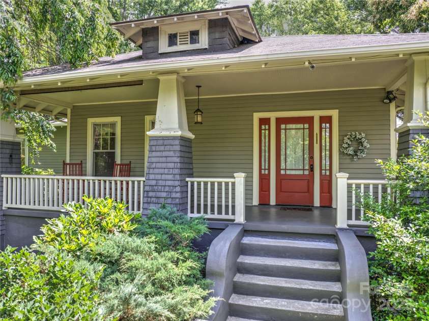 50 Wanoca Avenue, Asheville, NC 28803.  MLS# CAR4269850, YatesRealty ID 19811. 